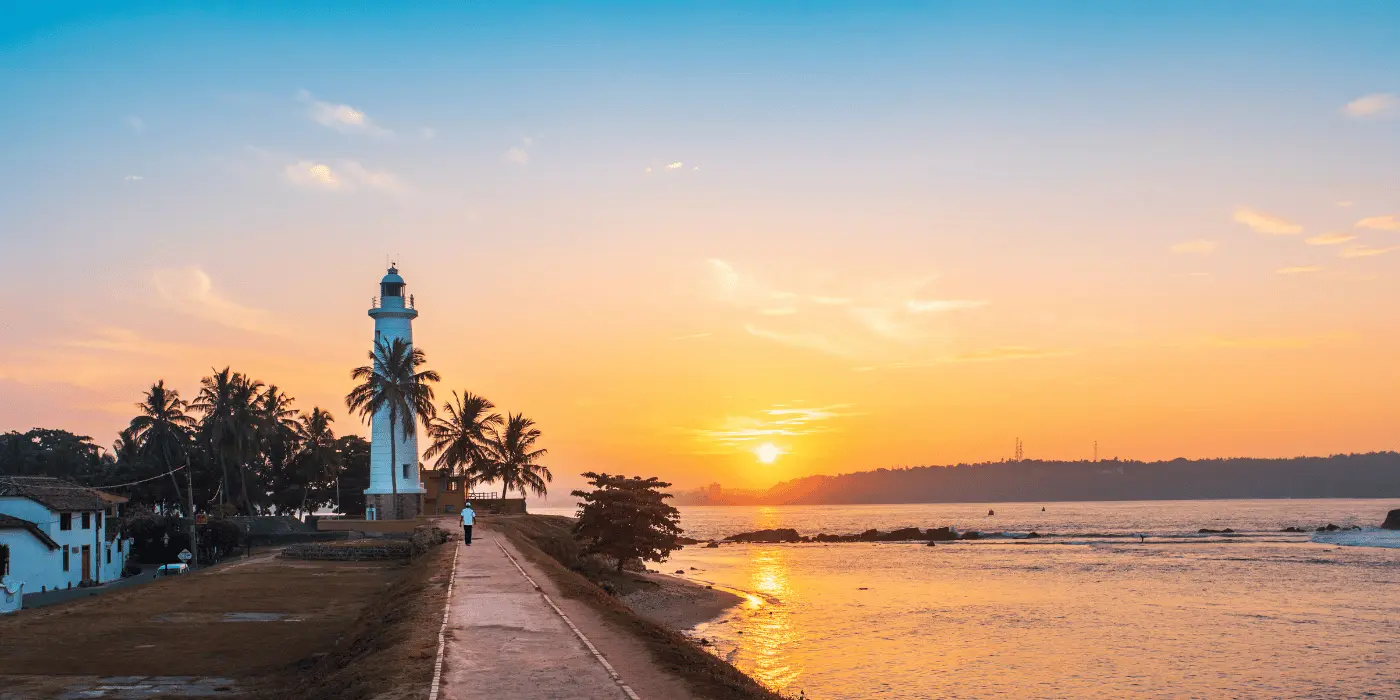 things to see in hikkaduwa coral rock by bansi